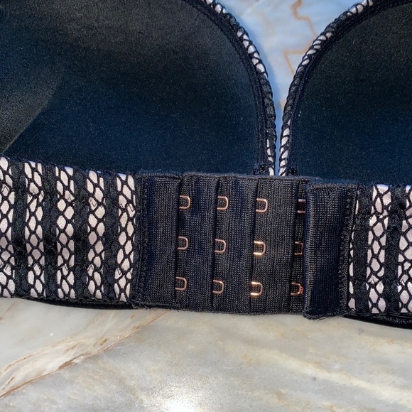 Victoria Secret Bombshell Add-2-Cups Push-Up Bra 32B Strapless Bra - Picture 6 of 9